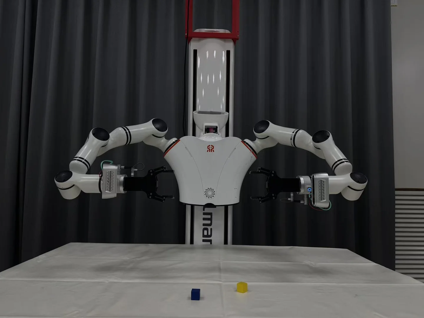 The same robot workspace under darker natural illumination.